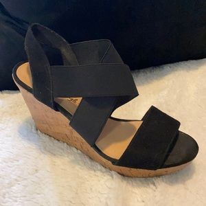 Summer wedges